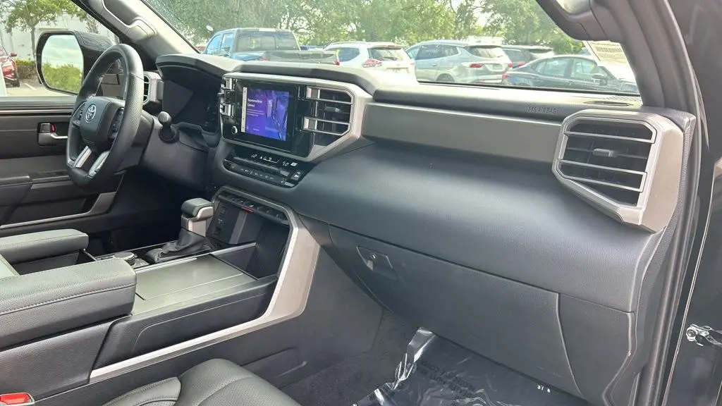 2025 Toyota Sequoia SR5