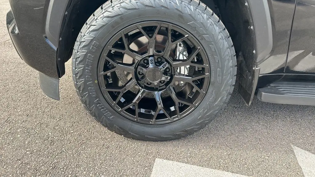 2025 Toyota Sequoia SR5