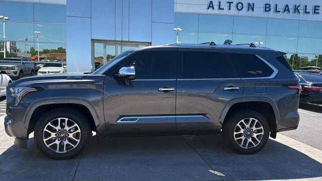 2025 Toyota Sequoia SR5