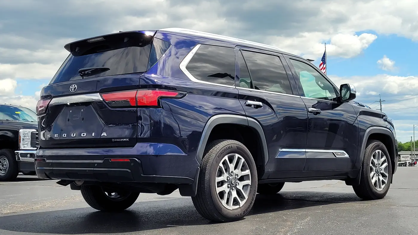 2025 Toyota Sequoia SR5