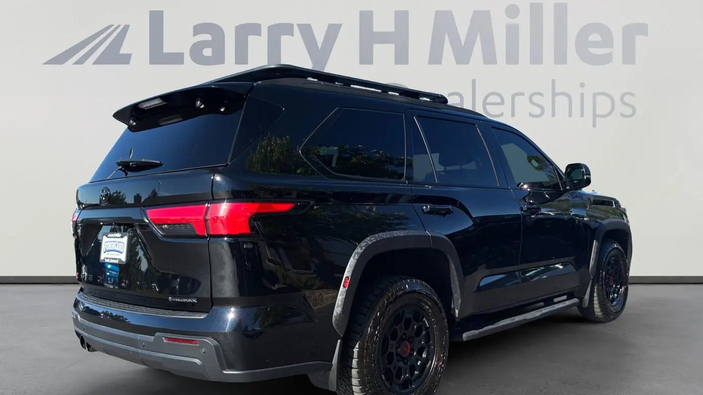 2026 Toyota Sequoia SR5
