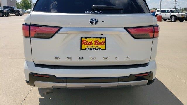 2024 Toyota Sequoia SR5