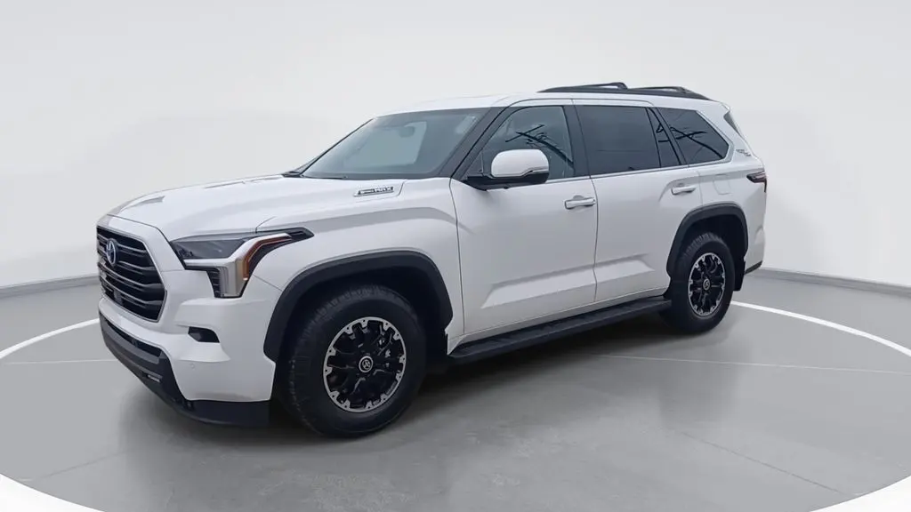 2024 Toyota Sequoia SR5