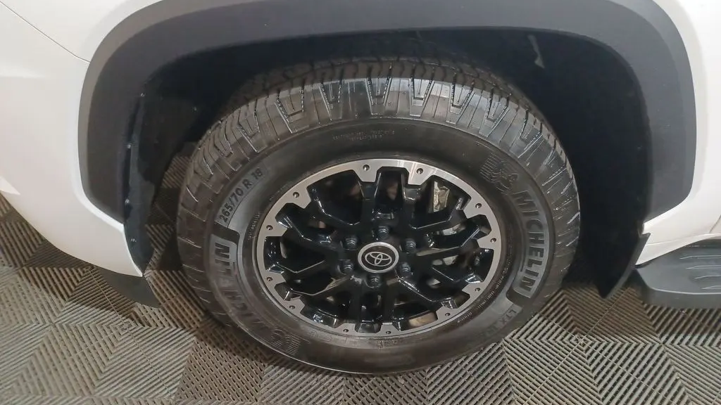 2024 Toyota Sequoia SR5