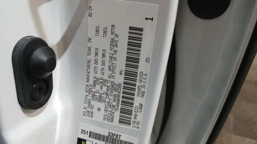 2024 Toyota Sequoia SR5