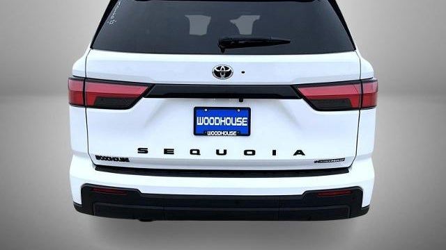 2025 Toyota Sequoia SR5