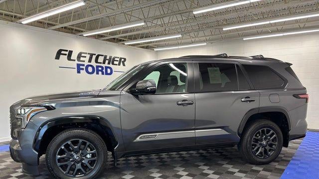 2025 Toyota Sequoia SR5