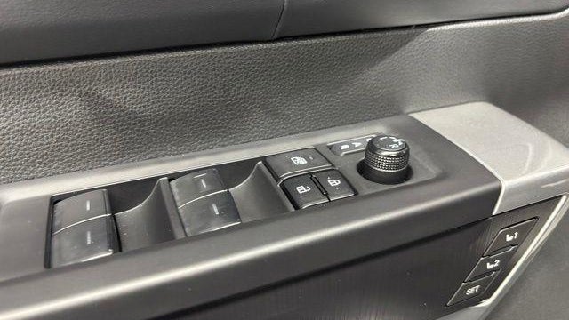 2025 Toyota Sequoia SR5