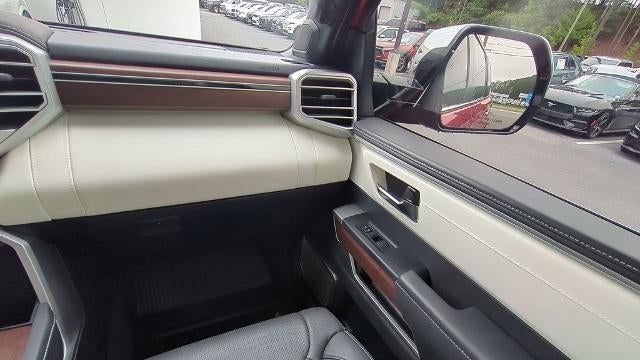 2025 Toyota Sequoia SR5