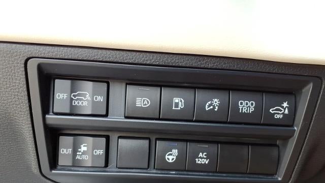 2023 Toyota Sequoia SR5