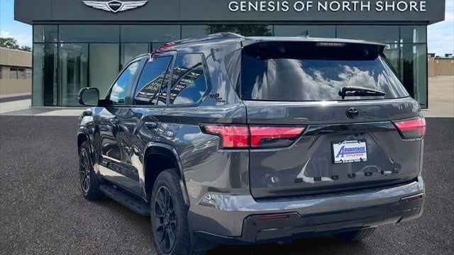 2024 Toyota Sequoia Platinum