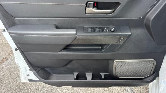 2026 Toyota Sequoia SR5