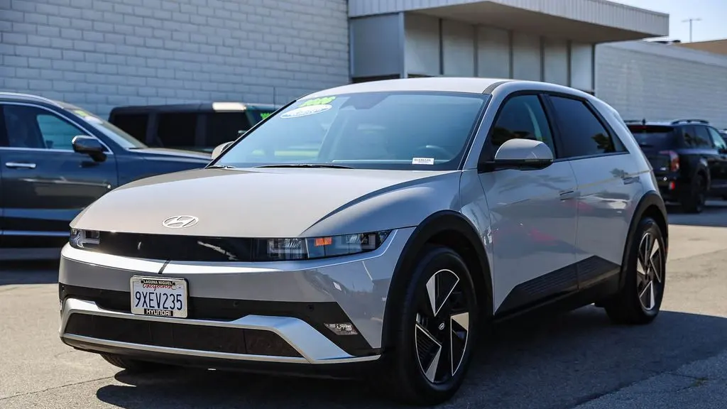 2026 Hyundai IONIQ 5 SE