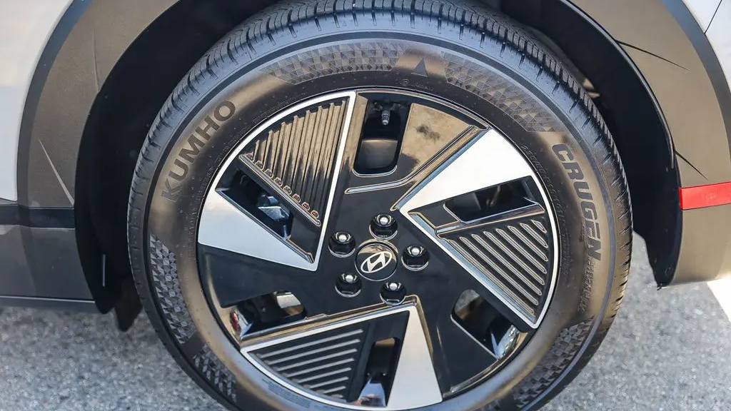2026 Hyundai IONIQ 5 SE