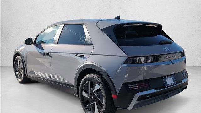 2026 Hyundai IONIQ 5 SE