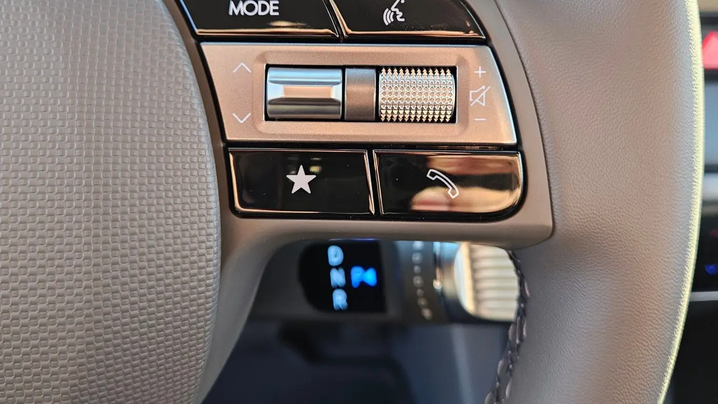 2026 Hyundai IONIQ 5 SE