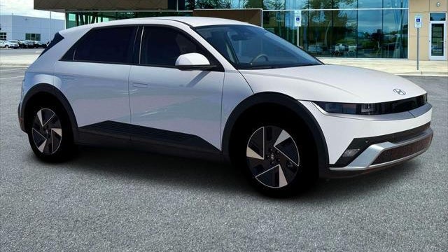 2026 Hyundai IONIQ 5 SE