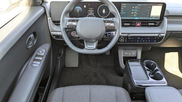 2025 Hyundai IONIQ 5 SE