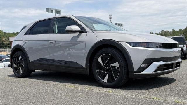 2026 Hyundai IONIQ 5 SE