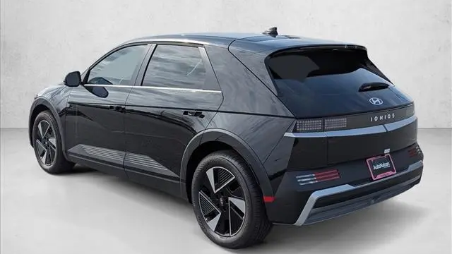 2026 Hyundai IONIQ 5 SE