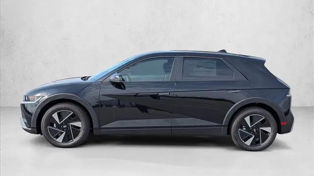 2026 Hyundai IONIQ 5 SE