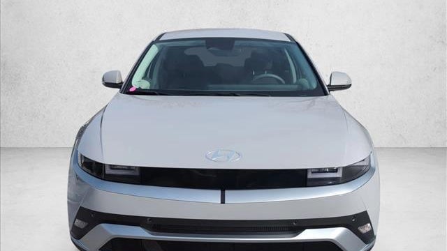 2026 Hyundai IONIQ 5 SE