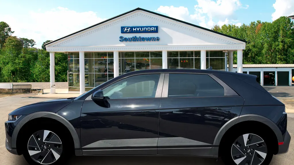 2026 Hyundai IONIQ 5 SE