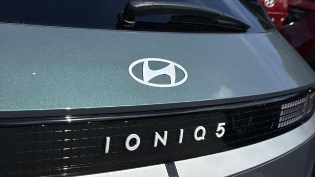2025 Hyundai IONIQ 5 SE