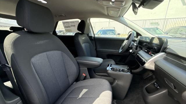 2025 Hyundai IONIQ 5 SE