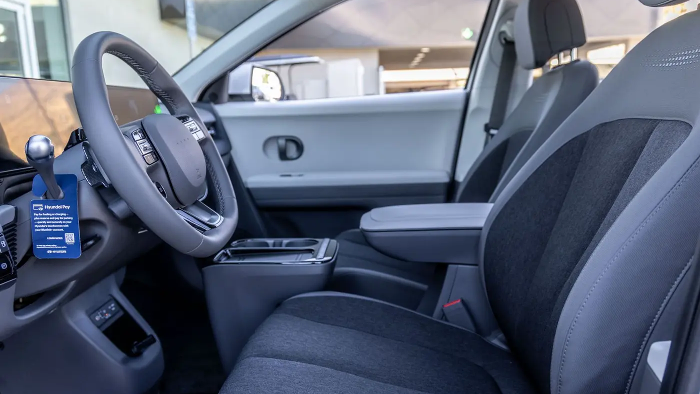 2026 Hyundai IONIQ 5 SE