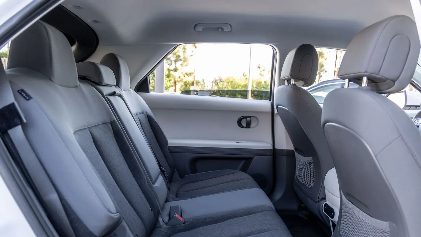 2026 Hyundai IONIQ 5 SE