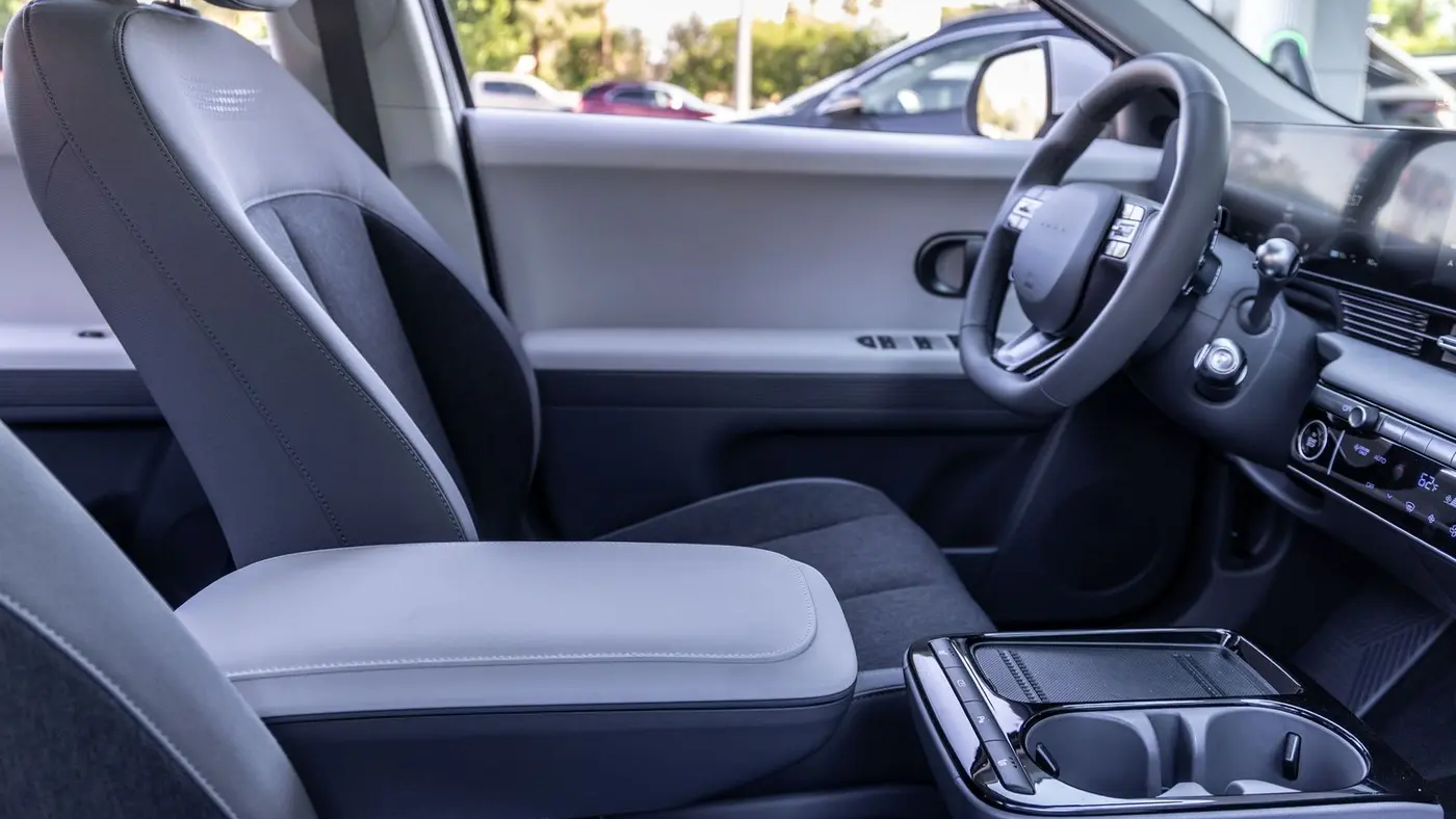 2026 Hyundai IONIQ 5 SE