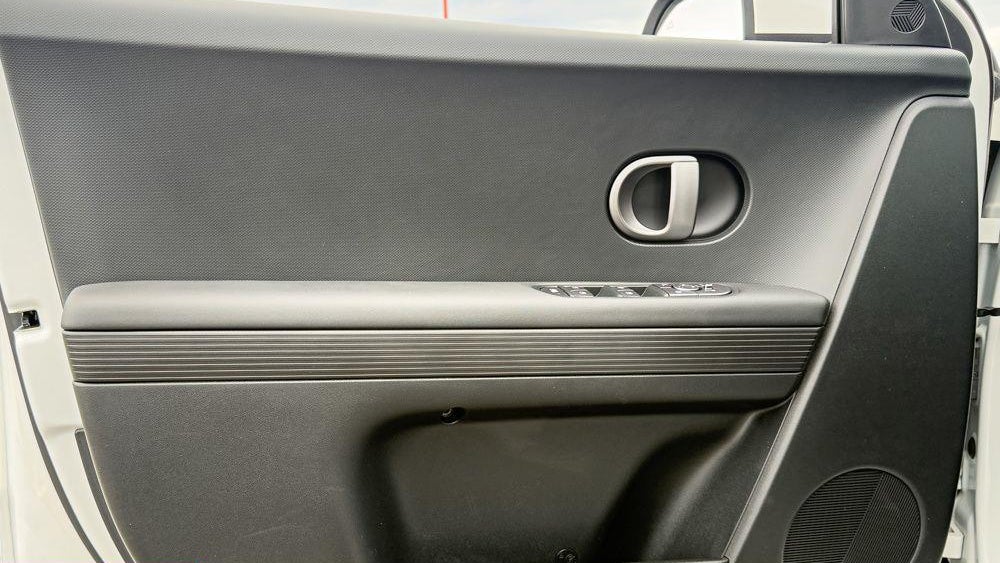 2025 Hyundai IONIQ 5 SE