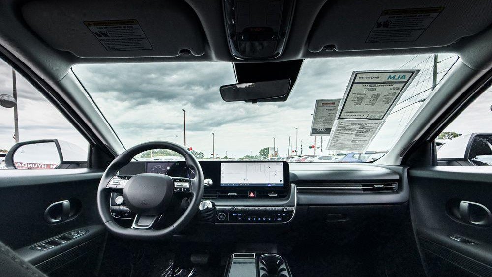 2025 Hyundai IONIQ 5 SE