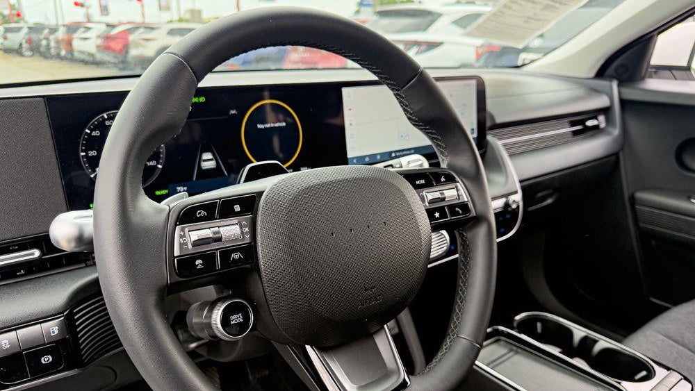 2025 Hyundai IONIQ 5 SE
