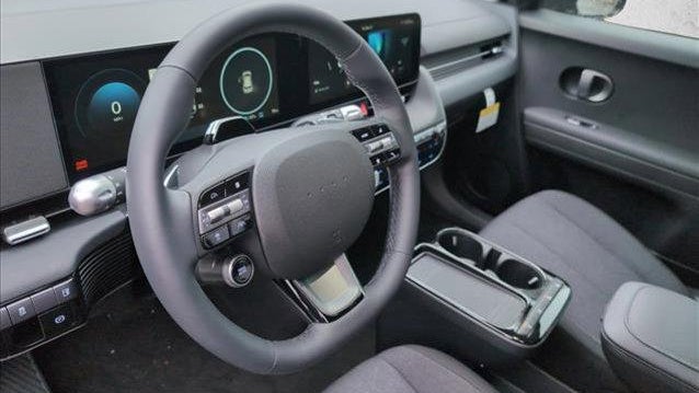 2026 Hyundai IONIQ 5 SE