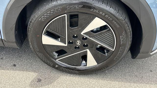 2026 Hyundai IONIQ 5 SE