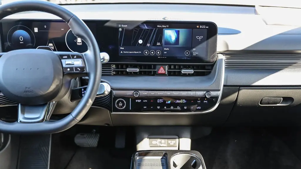 2026 Hyundai IONIQ 5 SE