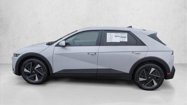 2026 Hyundai IONIQ 5 SE