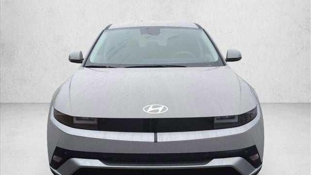 2026 Hyundai IONIQ 5 SE