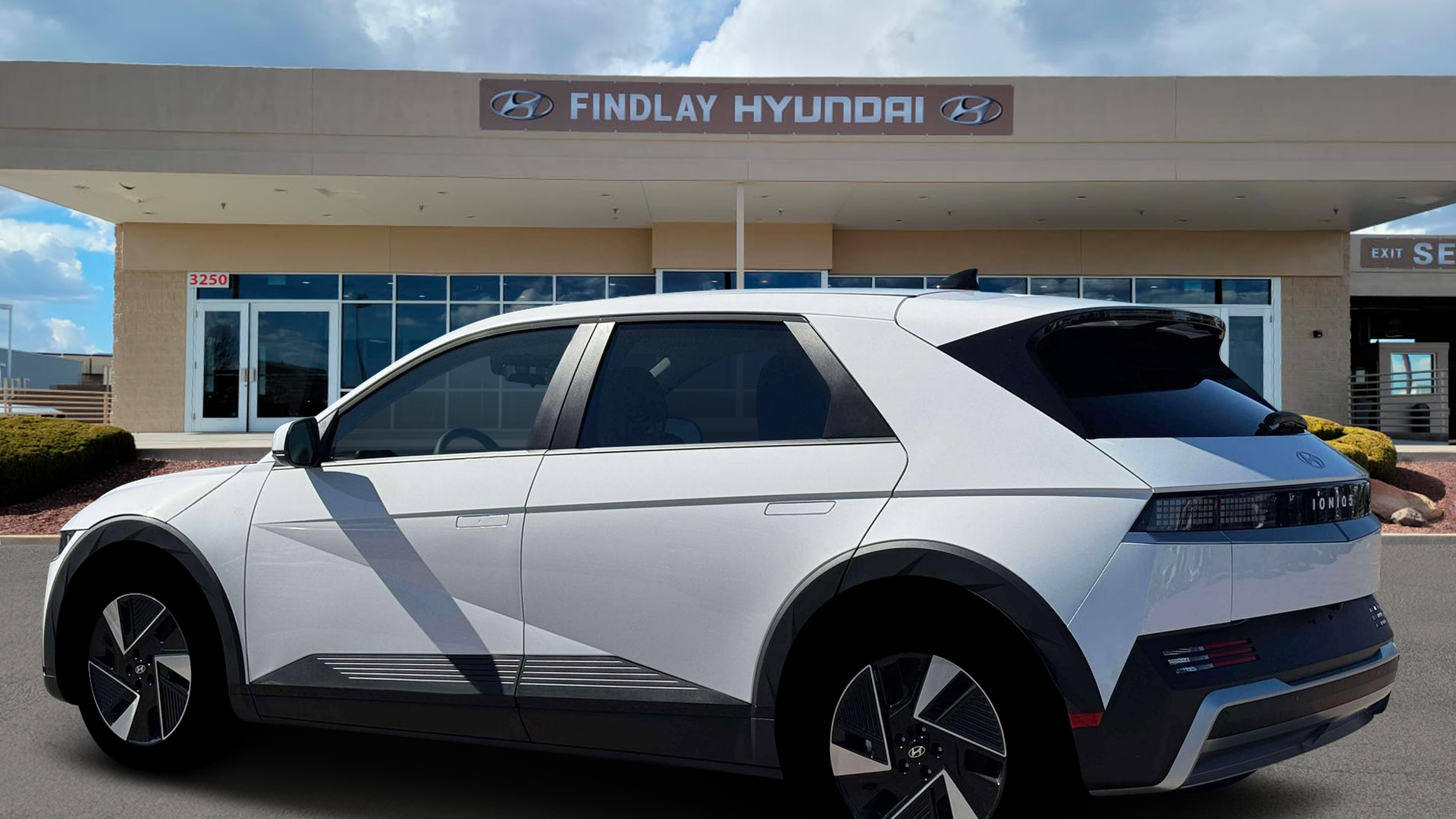 2026 Hyundai IONIQ 5 SE