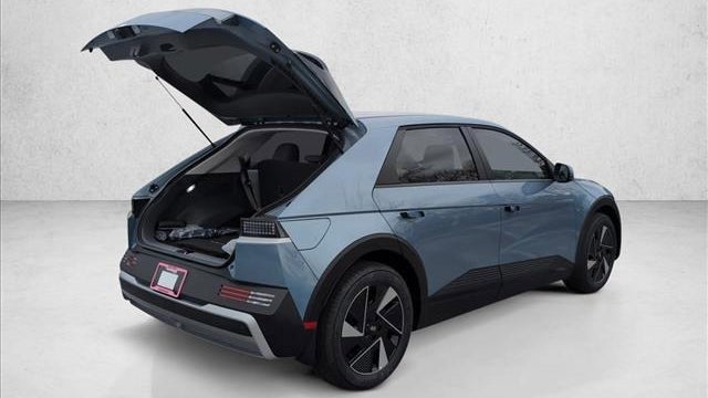 2026 Hyundai IONIQ 5 SE