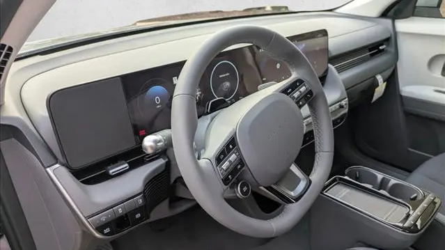2026 Hyundai IONIQ 5 SE