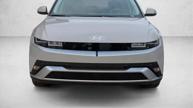 2026 Hyundai IONIQ 5 SE