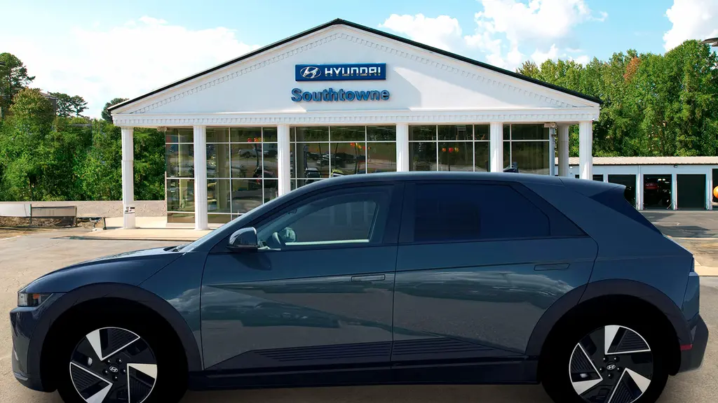 2026 Hyundai IONIQ 5 SE