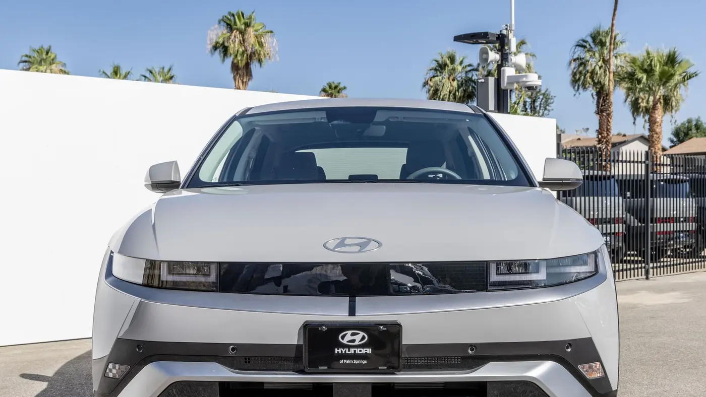 2026 Hyundai IONIQ 5 SE Standard Range