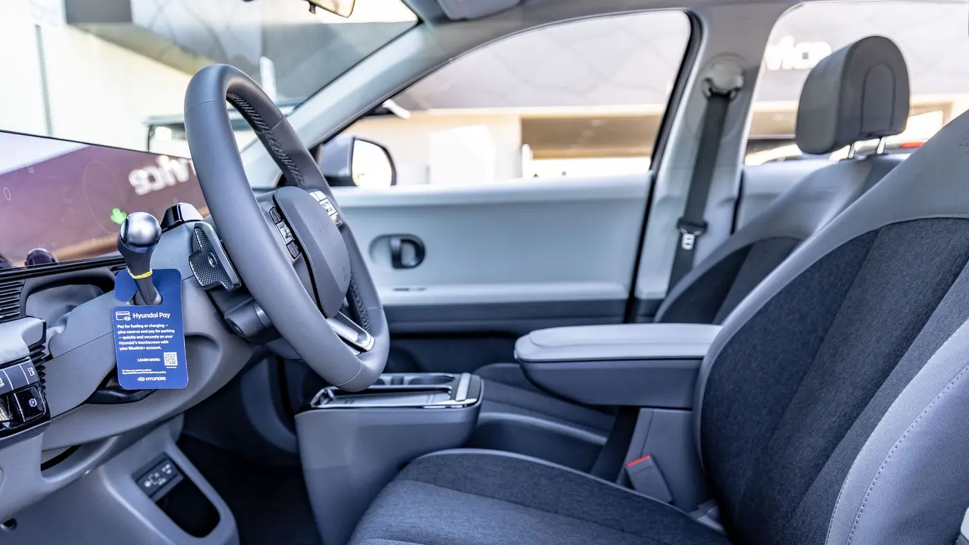 2026 Hyundai IONIQ 5 SE Standard Range