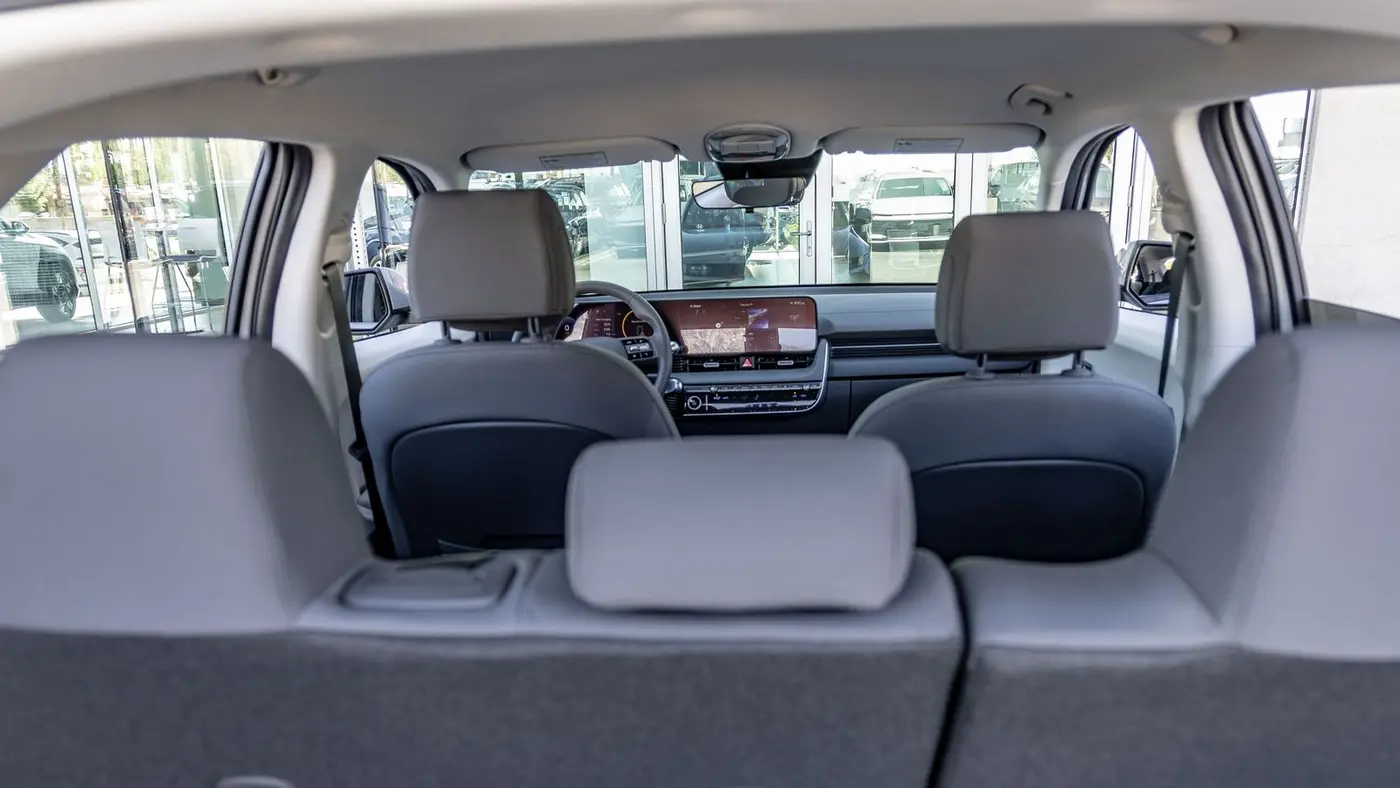 2026 Hyundai IONIQ 5 SE Standard Range