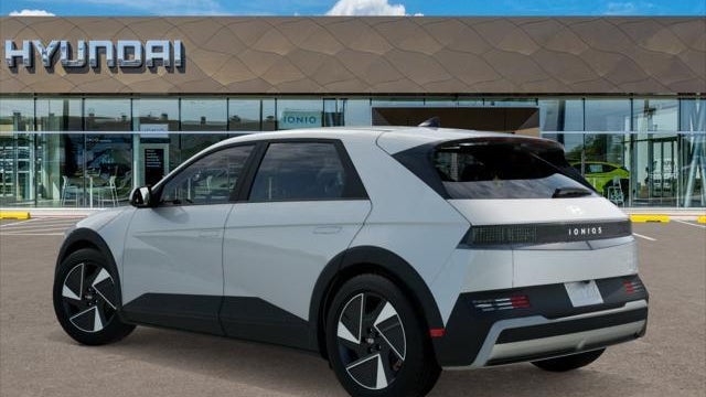 2026 Hyundai IONIQ 5 SE Standard Range