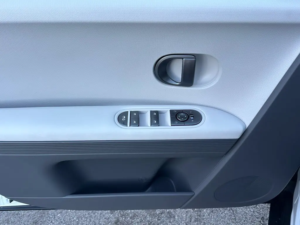 2025 Hyundai Ioniq - $25,487